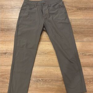 Vuori Men's Meta Charcoal Pants